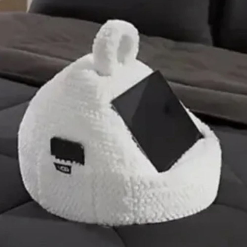 UGG Tablet Pouf